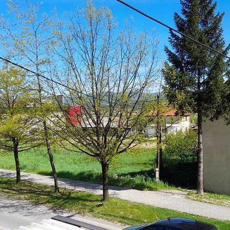 Aura City Visoko Buitenkant foto